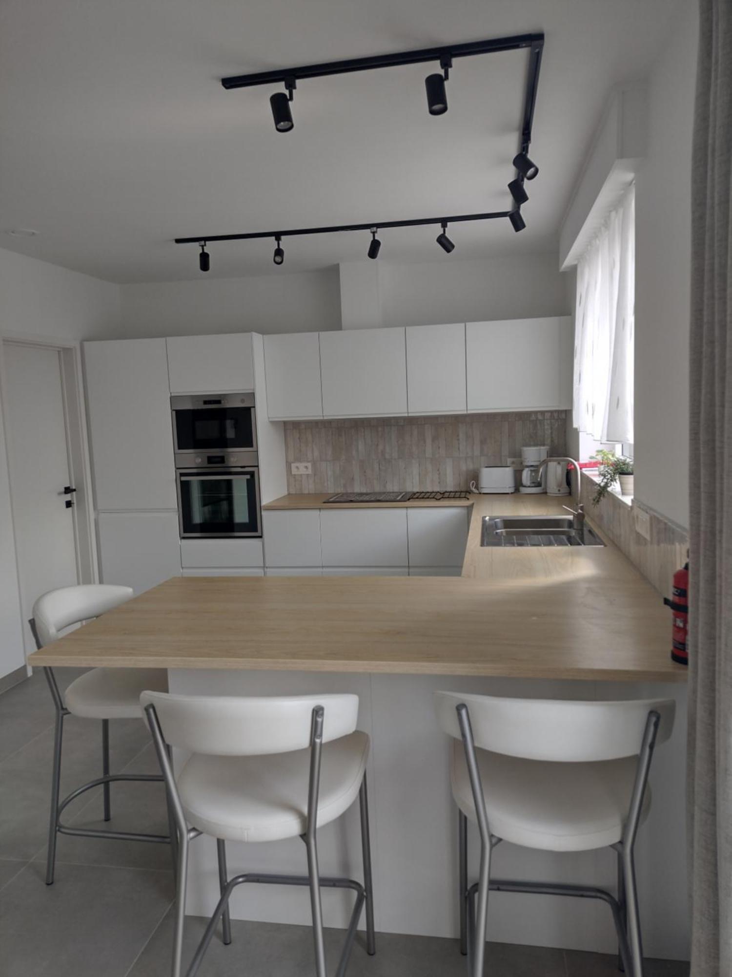 Ferienhaus Nieuwe Rijwoning Met Gezellig Terras Assenede